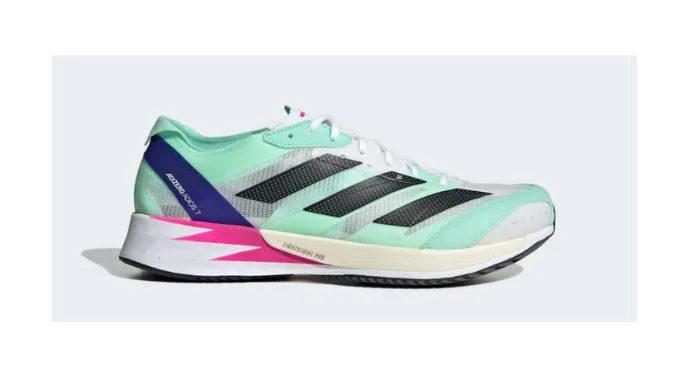 adidas anuncia Black Friday com descontos imperdíveis e condições