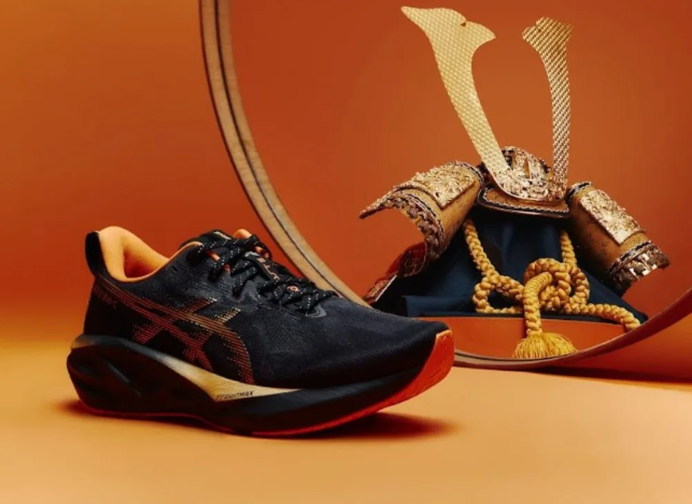 ASICS e Marca Senna lançam NOVABLAST™ 5 inspirado em capacete